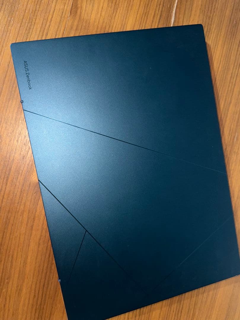 23年式　最安値ASUS Zenbook 14 バッテリー95%