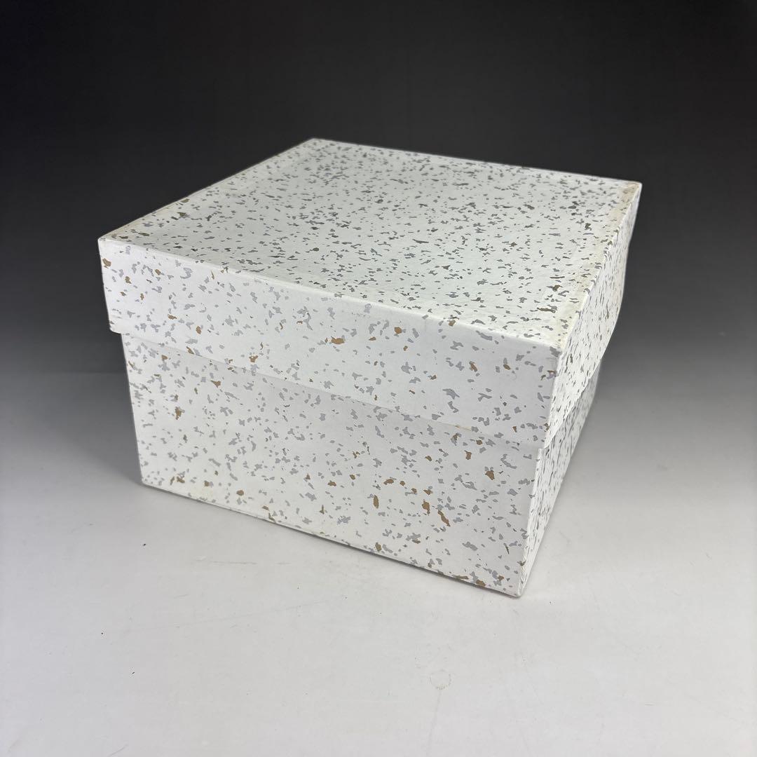 【茶道具】ロクロ目唐松食籠（紙箱）