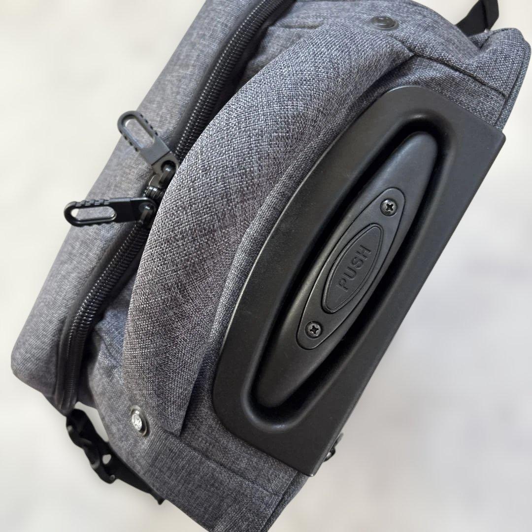 美品　MOIERG モアエルグ 3WAY リュックキャリー キャリーバッグ