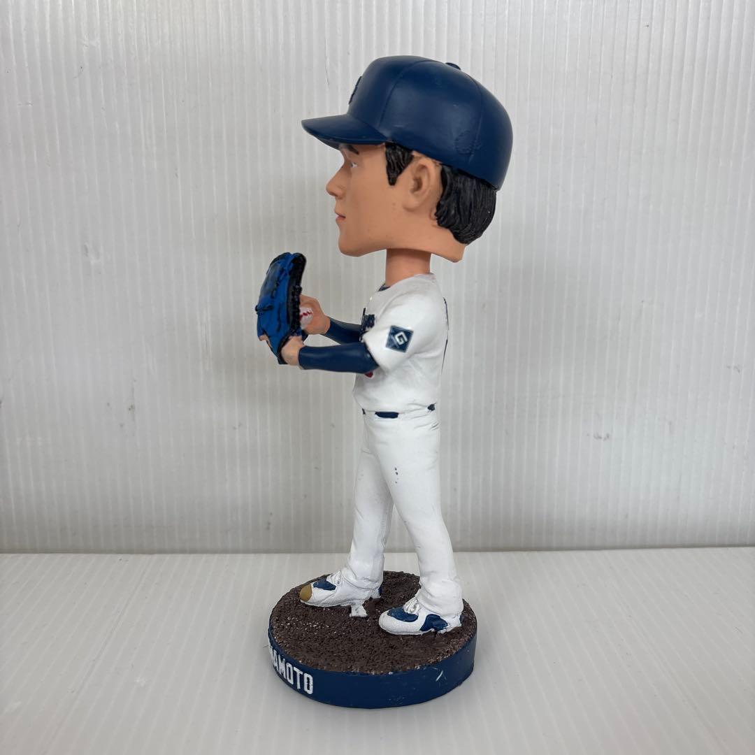 山本由伸 ボブルヘッド　2024年ワールドチャンピオン　球場限定配布