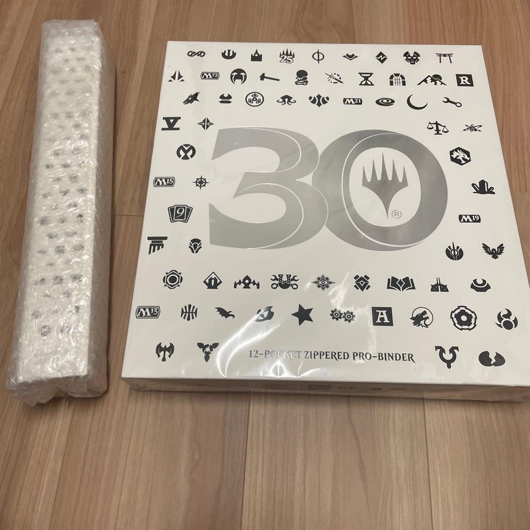 Magic: The Gathering 30周年記念 バインダー&プレイマット