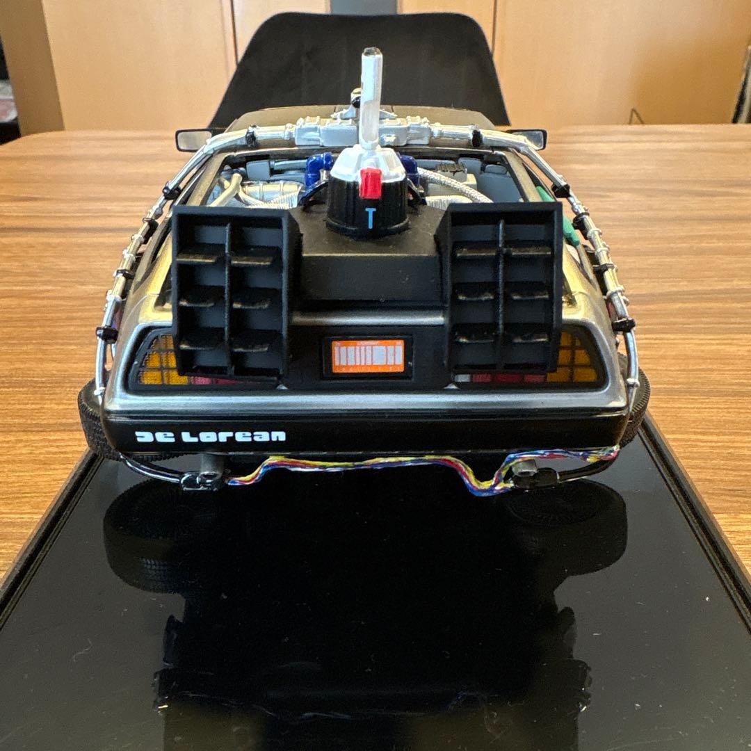 h*8様 バック・トゥ・ザ・フューチャー sunstar 1/18デロリアン ダ