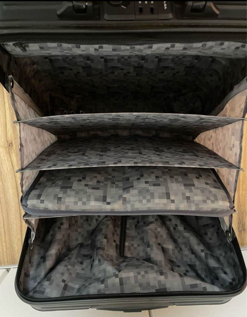 けい リモワ サルサ ビジネストロリー ブラック 27L