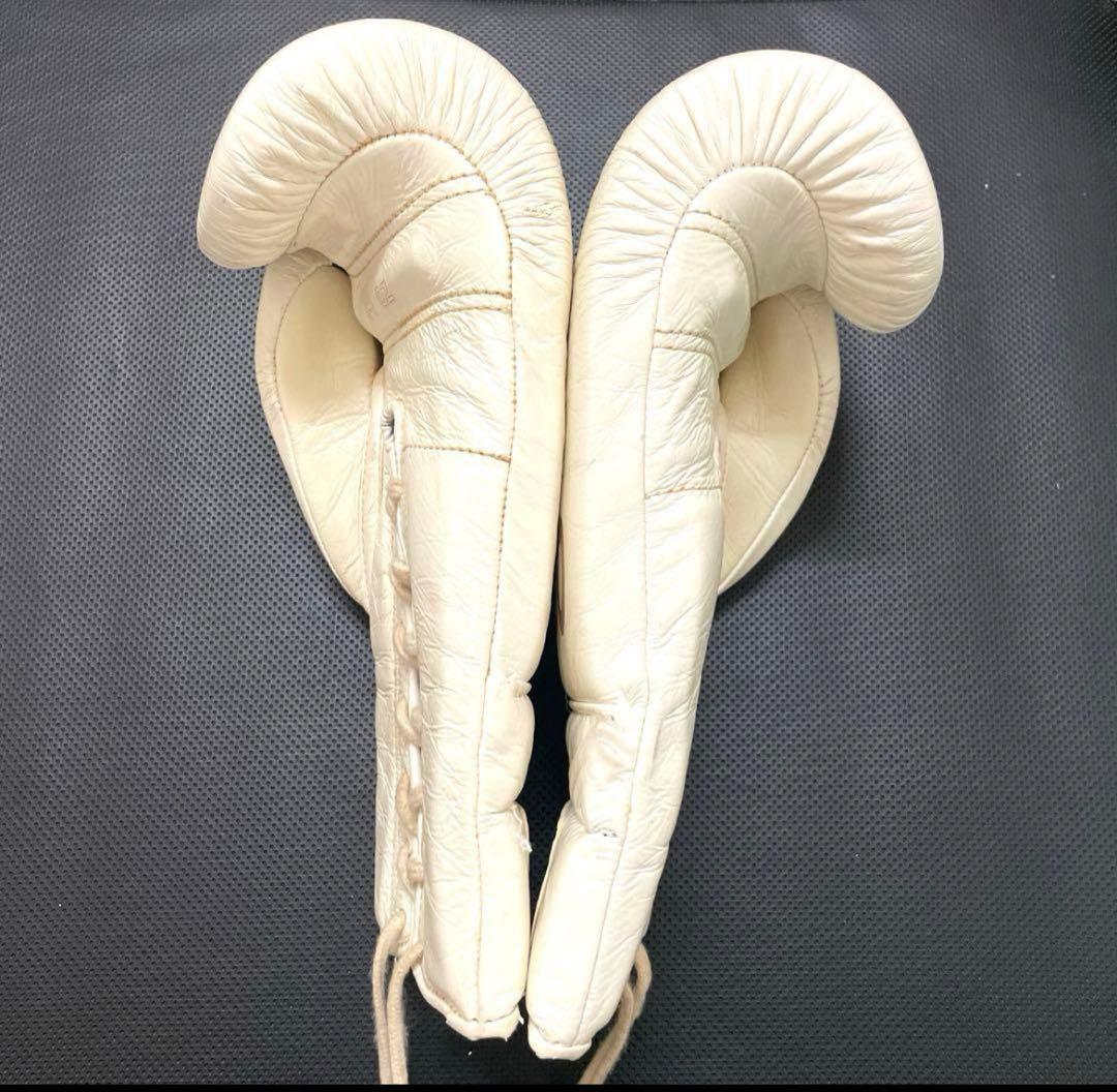 Winning ボクシンググローブ 14oz 名前入り　ひもタイプ　ホワイト