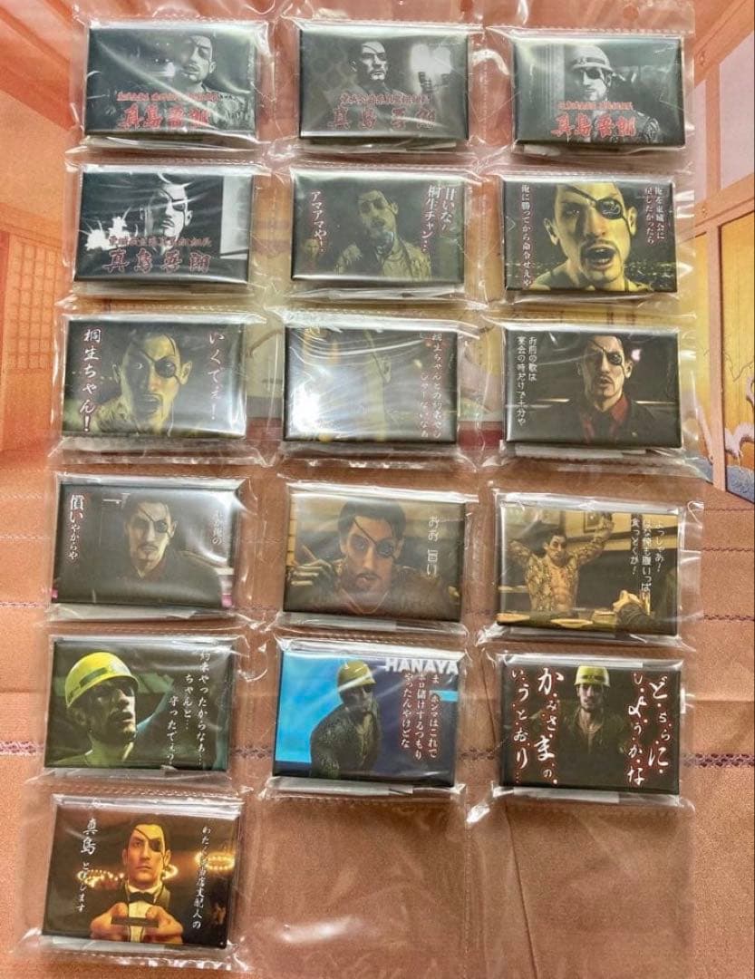 龍が如く オンラインくじ 真島コレクション セリフ付きスタンド缶バッジ全16種類