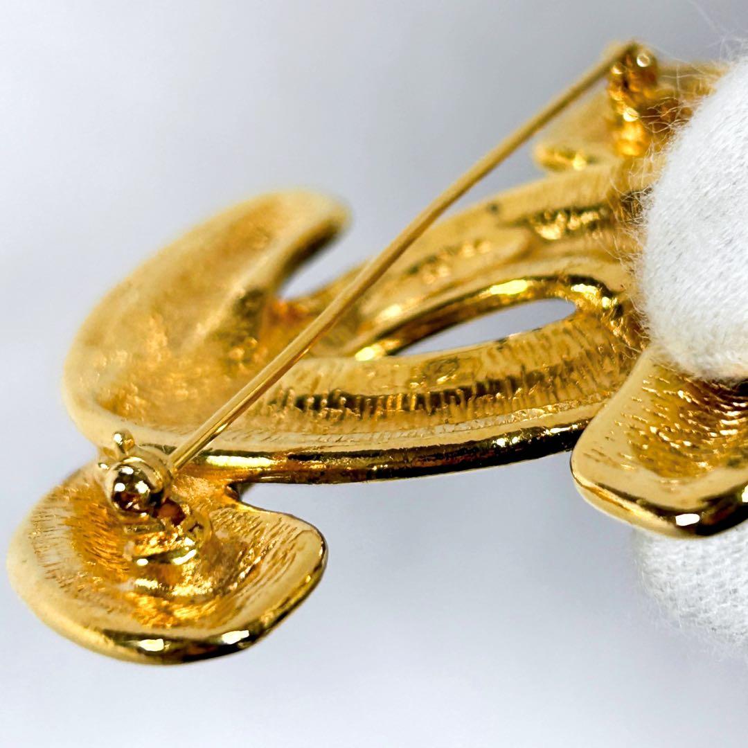 シャネル　CHANEL ブローチ　ココマーク マトラッセ　キルティング