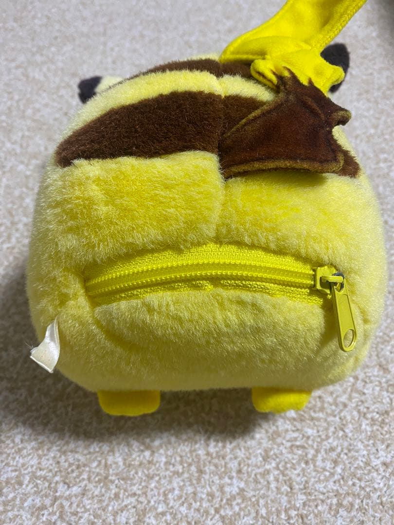 初期　ポケモン ピカチュウ ぬいぐるみTOMY タカラトミー