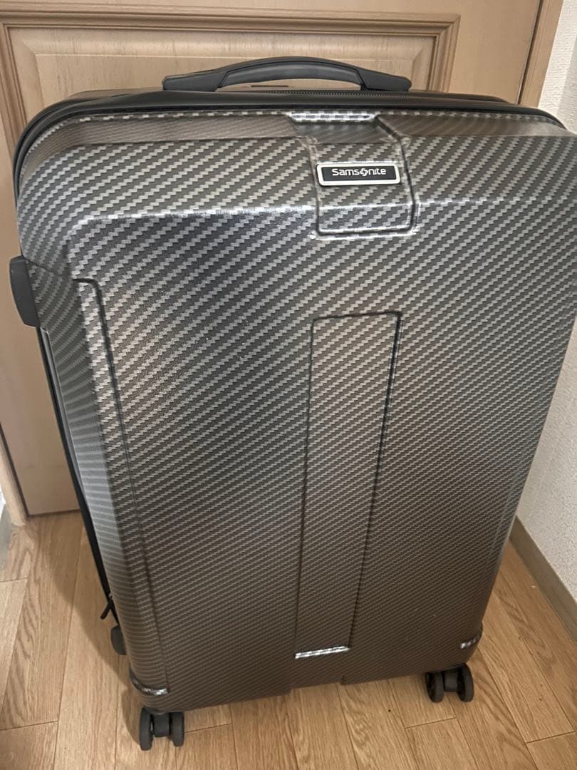 Samsonite カーボンファイバー風キャリーケース 大