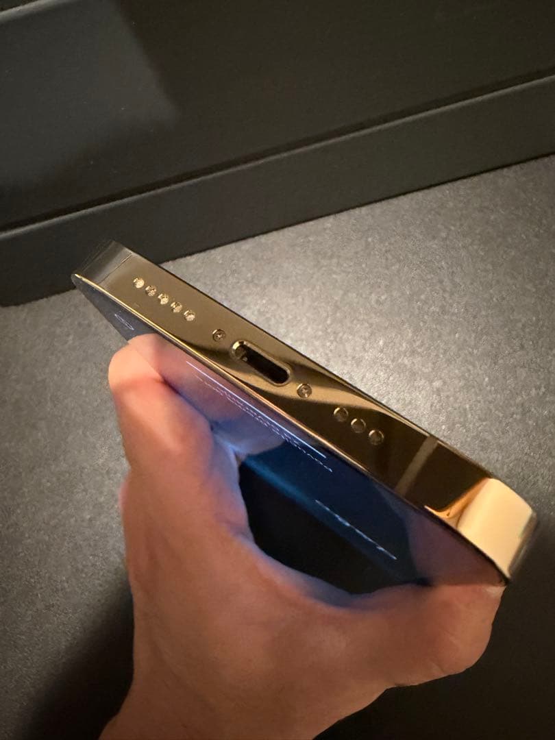 ［美品］Apple iPhone 13 Pro ゴールド 本体128GB箱あり