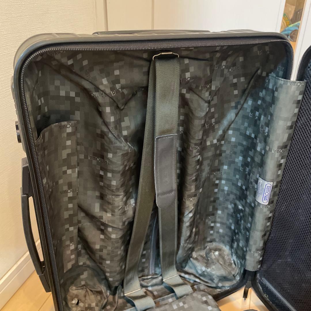 本物 RIMOWA リモワ サルサ　4輪 マットブラック 32L 機内