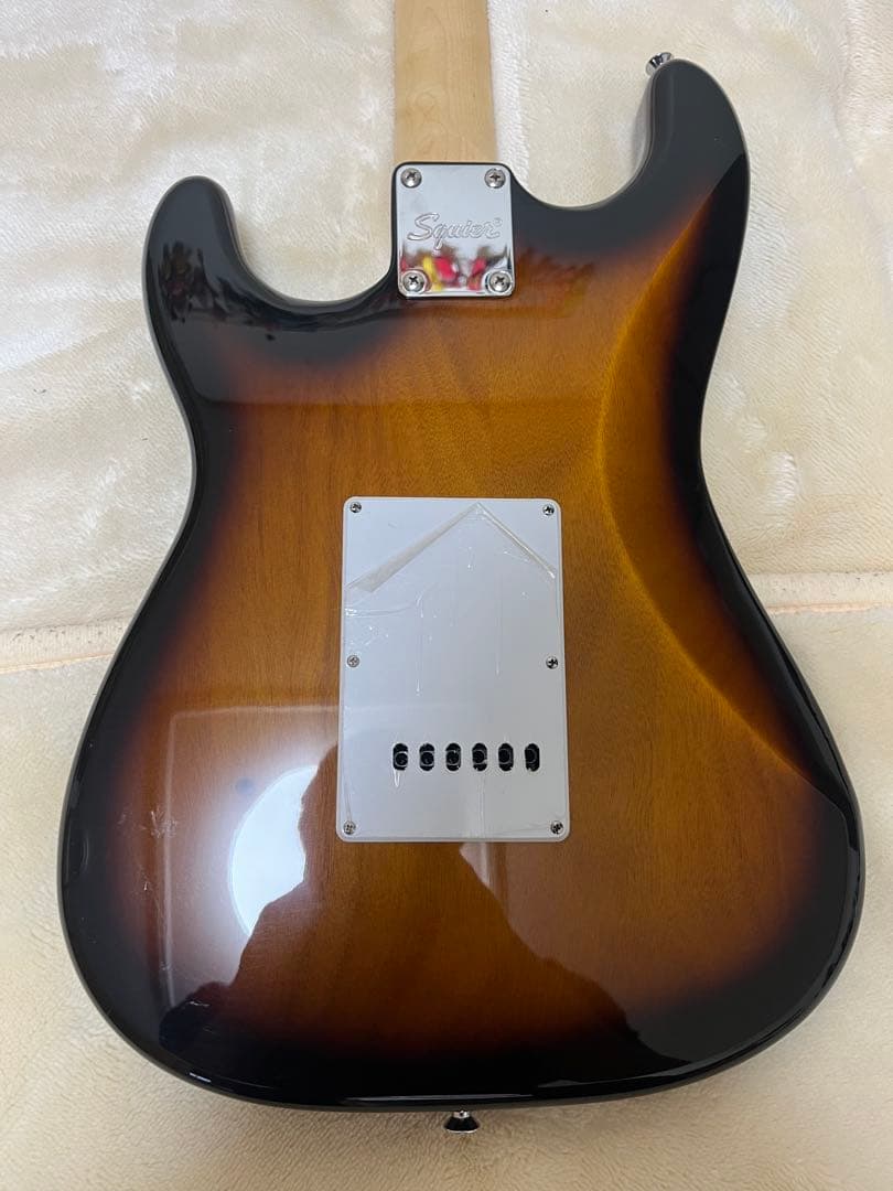 【調整済】Squier スクワイア　fender ストラト　エレキギター　美品