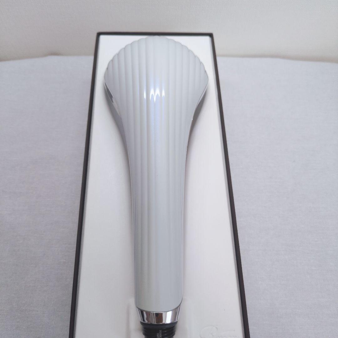 美品 ReFa シャワーヘッド ファインバブルU ホワイト 即日出荷 送料無料