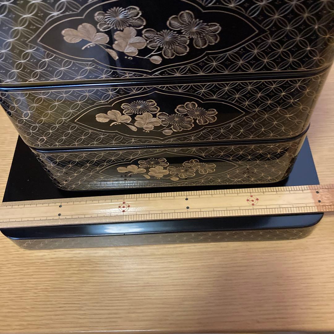 輪島塗　三段重　高級漆器　飾り重　台付