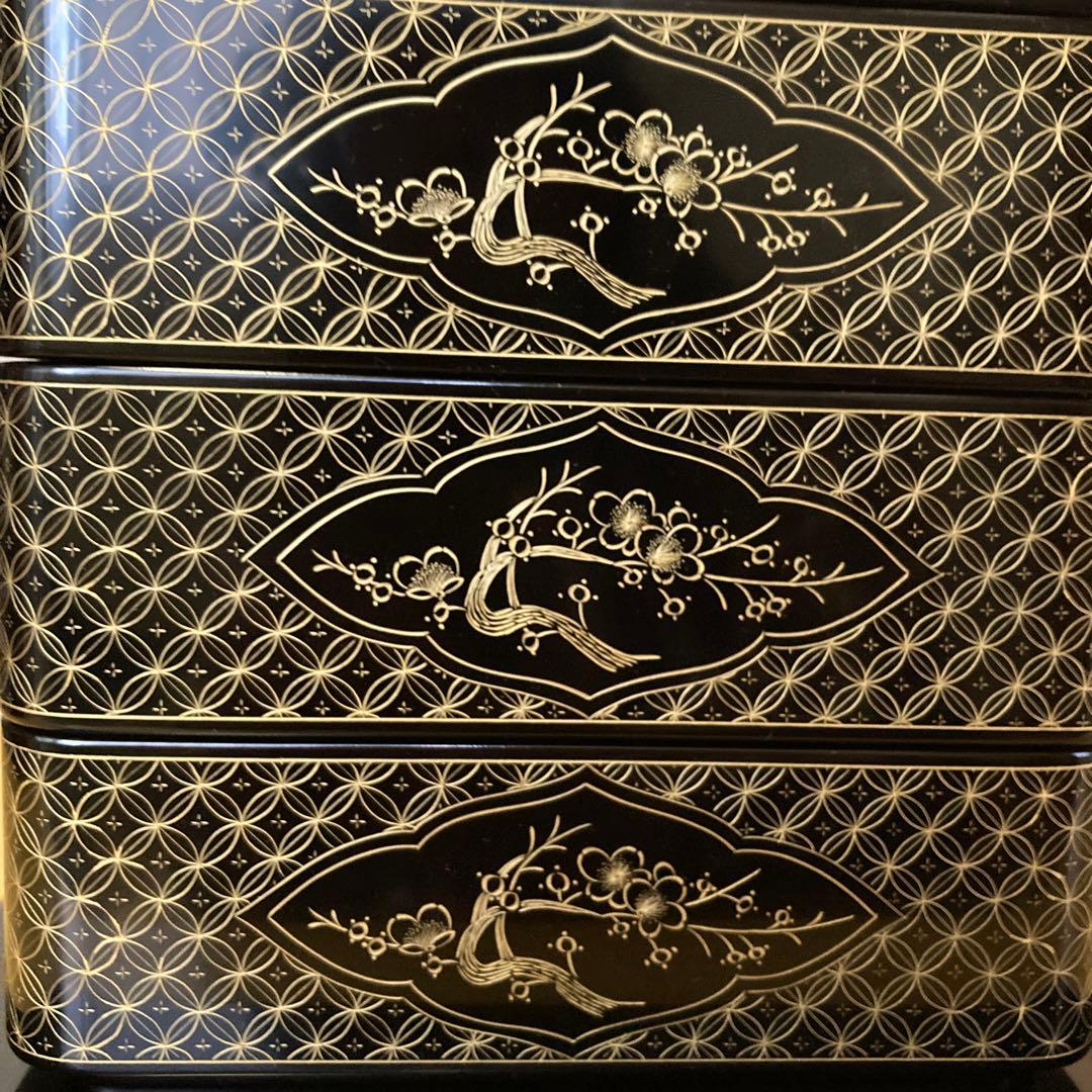 輪島塗　三段重　高級漆器　飾り重　台付