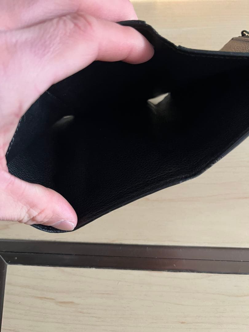 ルイヴィトンアンプラント　財布