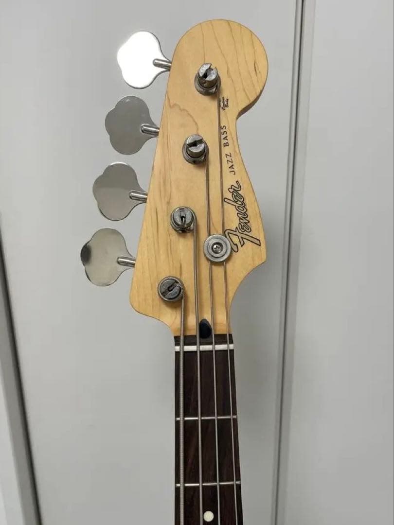 ベース Fender Junior Jazz Bass Made in Japan