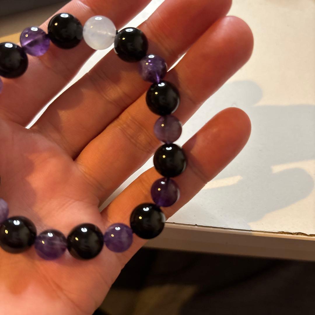 モリオンとアメジストとブルームーンストーンたんのブレスレット！