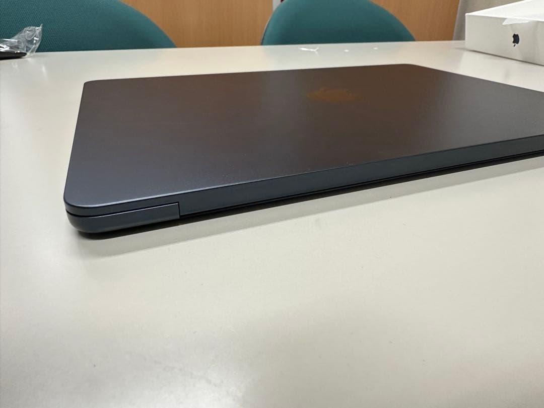 スペースグレー MacBook本体 日本語キーボード