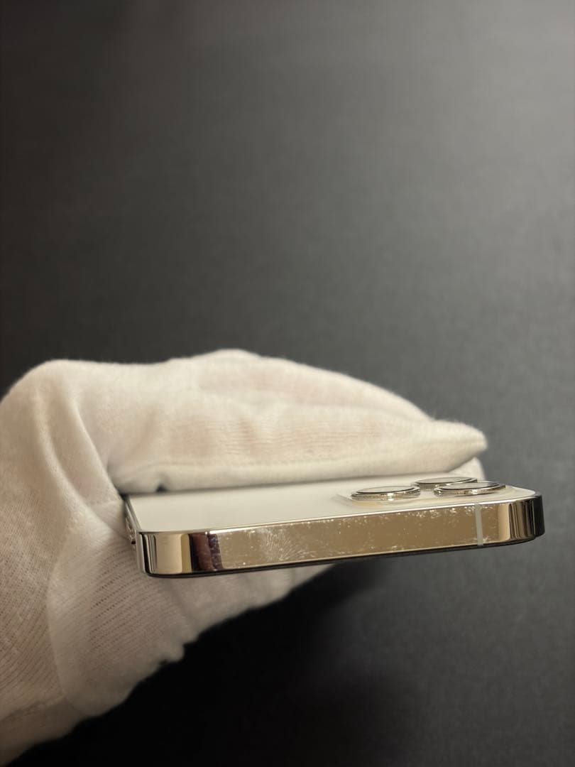 (キロロ)Apple iPhone 12Pro シルバー 本体 256GB