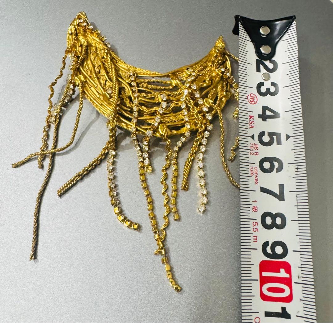 クリスチャン　ラクロワChristian lactic ブローチ　レディース美品