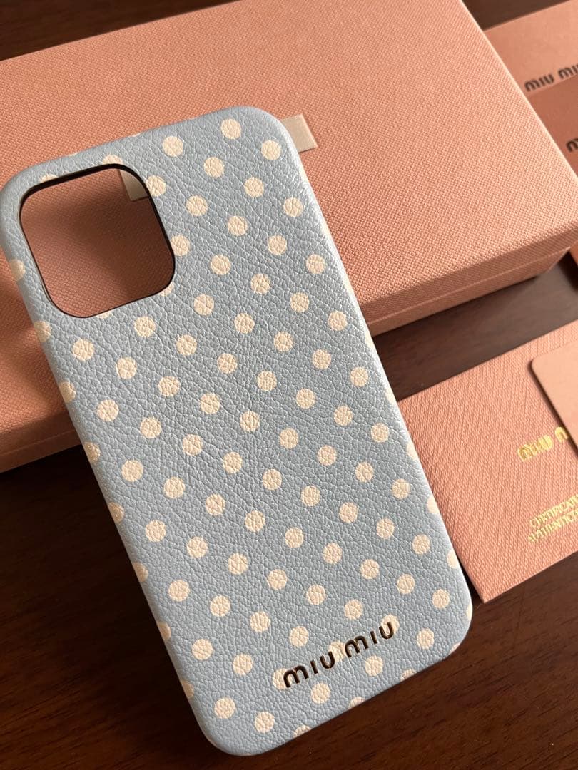 miu miu ミュウミュウ iPhone12 ケース