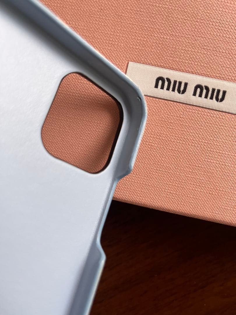 miu miu ミュウミュウ iPhone12 ケース