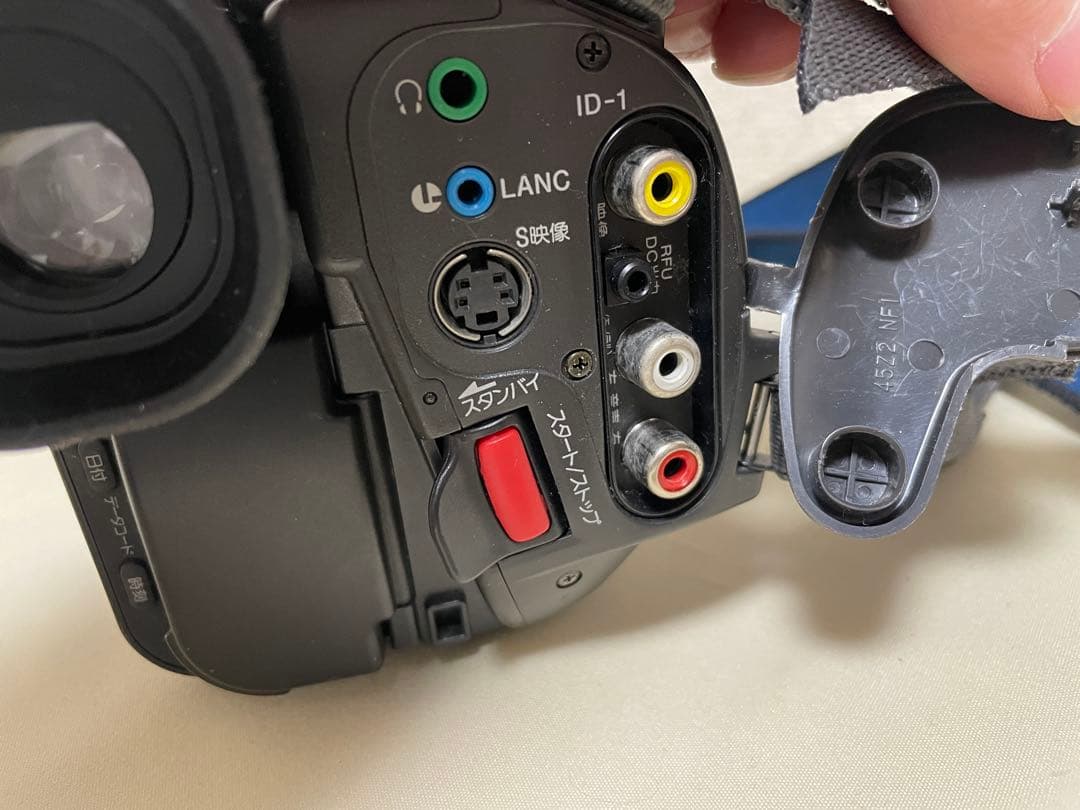 動作品　SONY CCD-TR11 Hi8 ハンディカム　ダビング用に