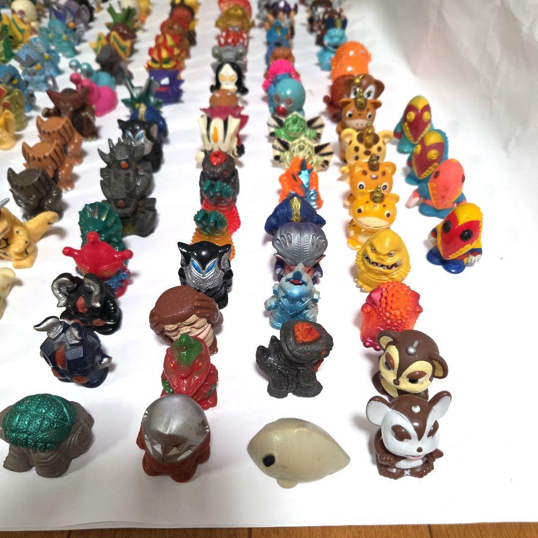 d*3様 ウルトラマン 　 怪獣フェギュア　ソフビ　指人形　大小309体　まとめ