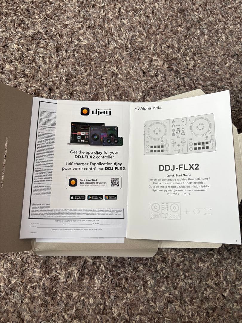 AlphaTheta DDJ-FLX2 ⭐︎持ち運びバッグとカバー付⭐︎