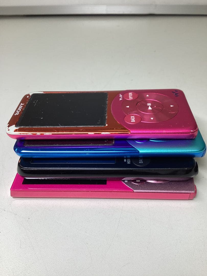 T*i様 ジャンク　SONY ウォークマン、iPod など　 まとめて9点