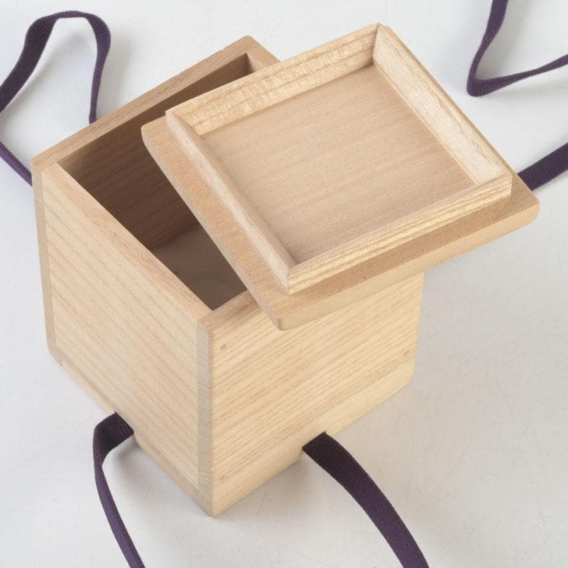 茶道具　 加賀蒔絵師　中村孝也作　川蝉蒔絵　中棗　共箱　V　9571