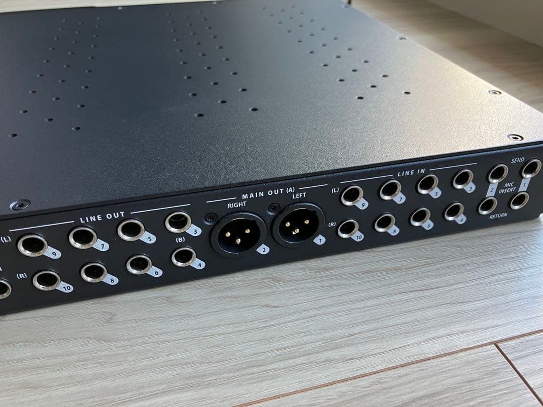 【国内正規品・美品】新型MOTU828オーディオインターフェイス