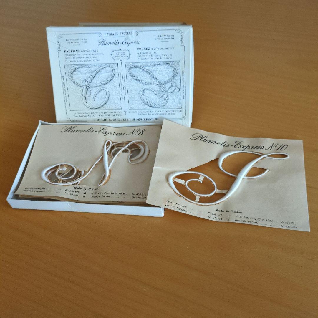 フランスアンティーク☆刺繍イニシャルモノグラムシート