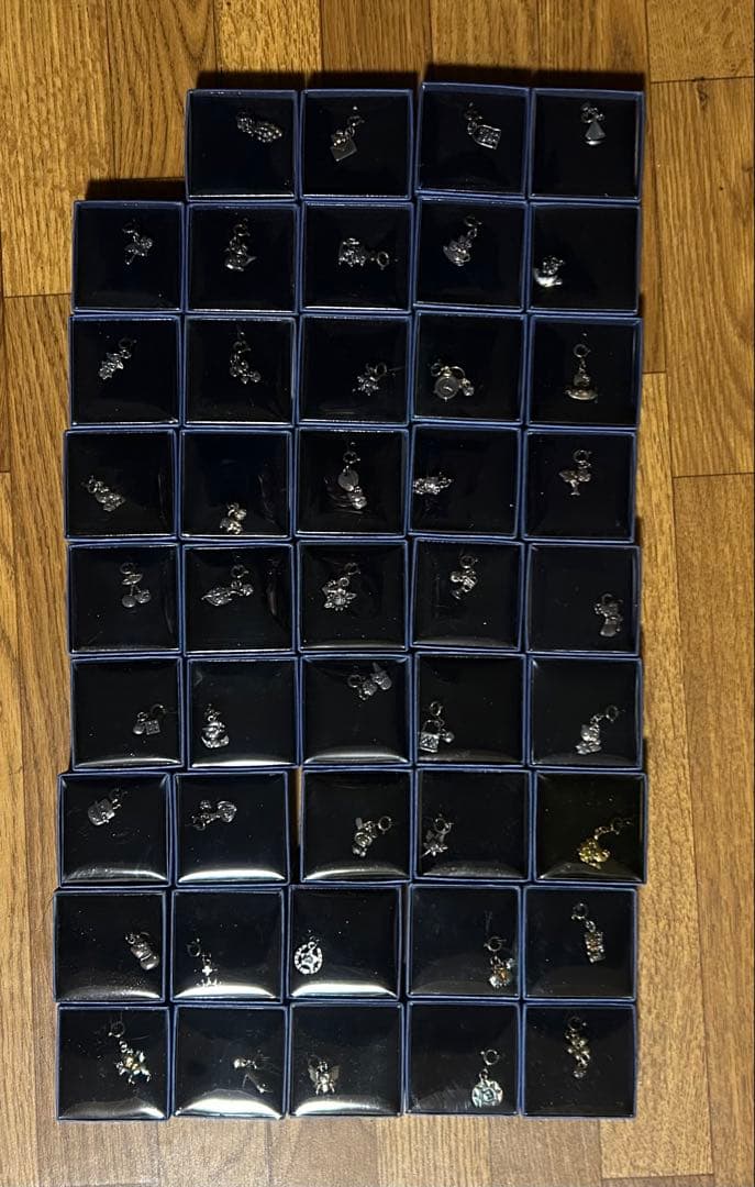 ハローキティ チャーム