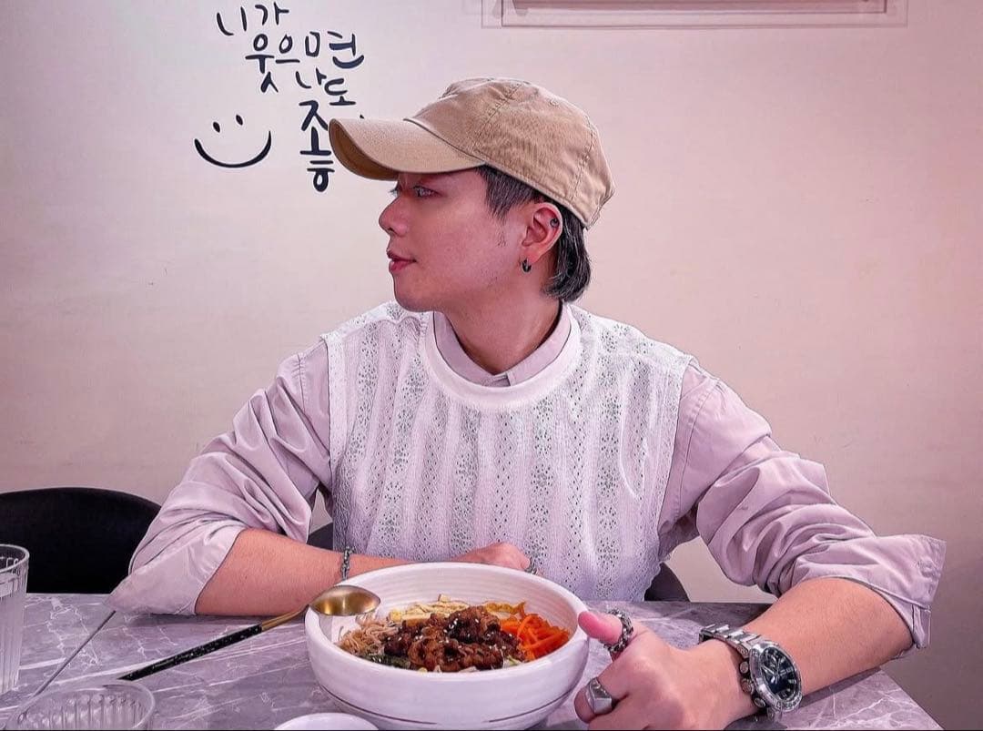 【極美品】CASIO G-SHOCK GST-200　タフソーラー　大人気