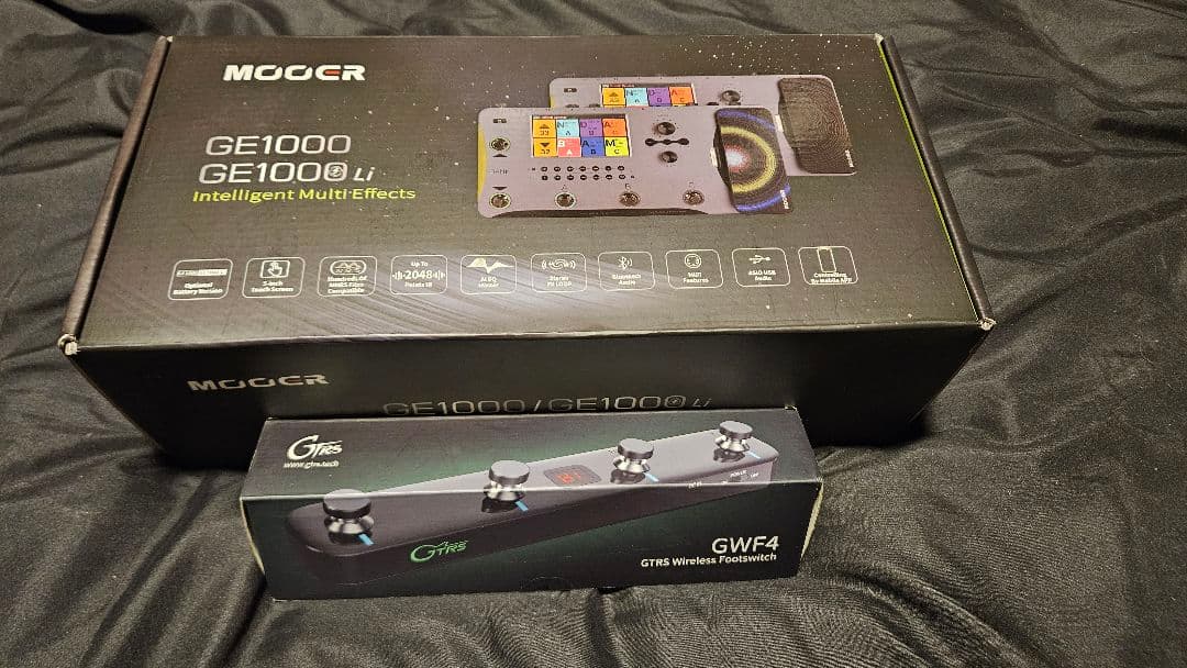 mooer ge1000li(マルチエフェクター/バッテリー有)フットスイッチ付