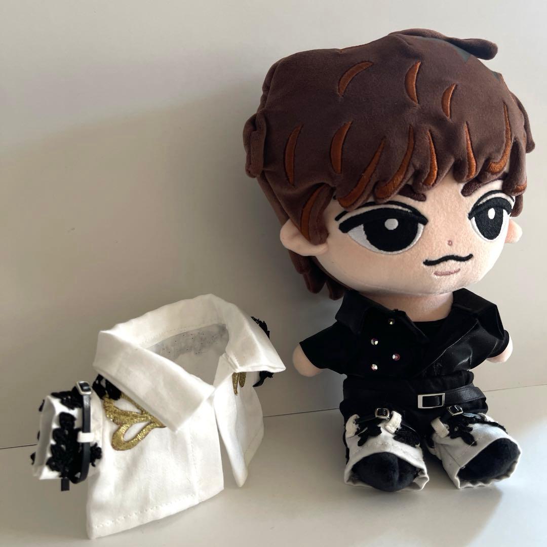 いる様 すのチル 服 『SBY』　 Man RAYS 衣装 ゼスプリ