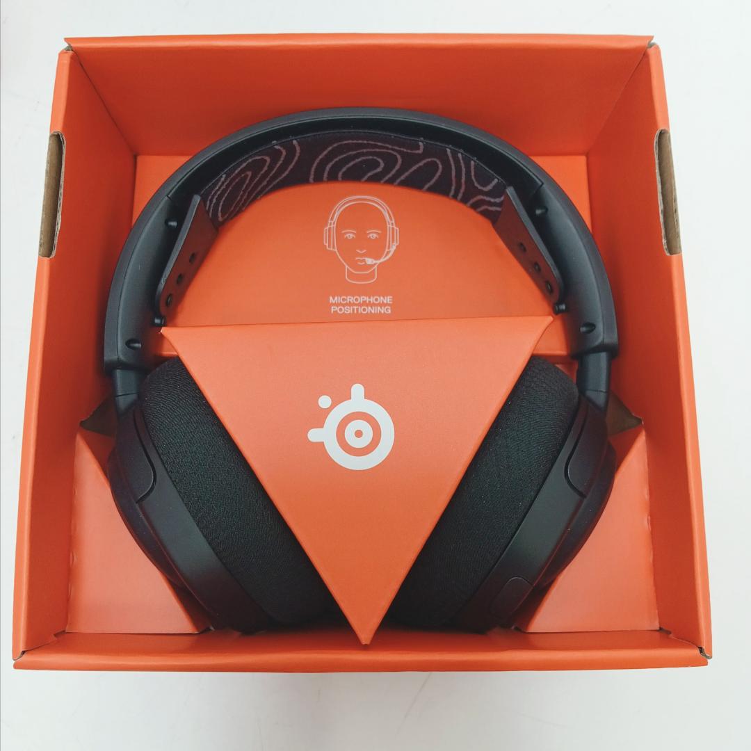 9m7782a1r 未使用 スティールシリーズ Arctis Nova 5