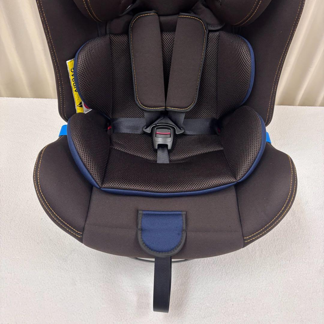 クリーニング済　☆美品☆　新生児～11才　カイナ　ビットターン　ISOFIX　2
