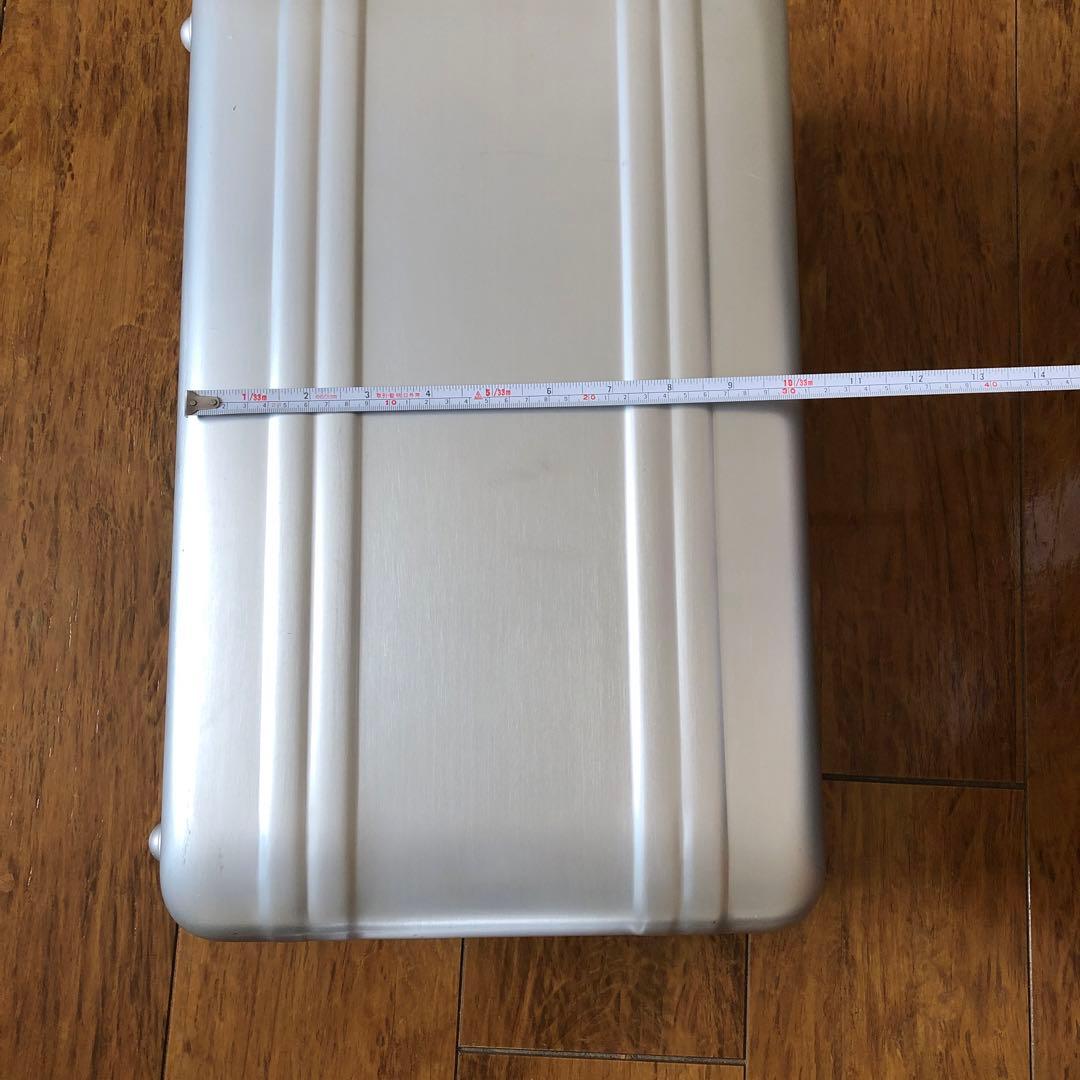 ZERO HALLIBURTON シルバー