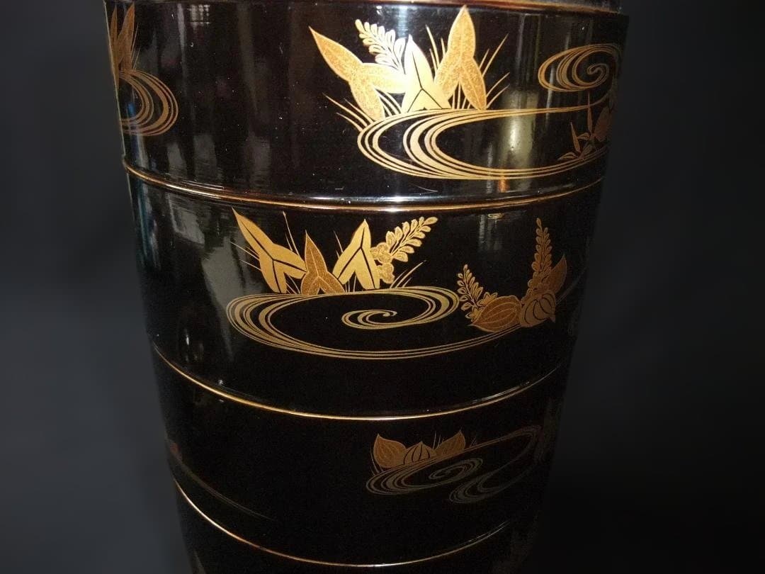 江戸期 唐草花 丸型四段重 食篭 金蒔絵 鳳凰文