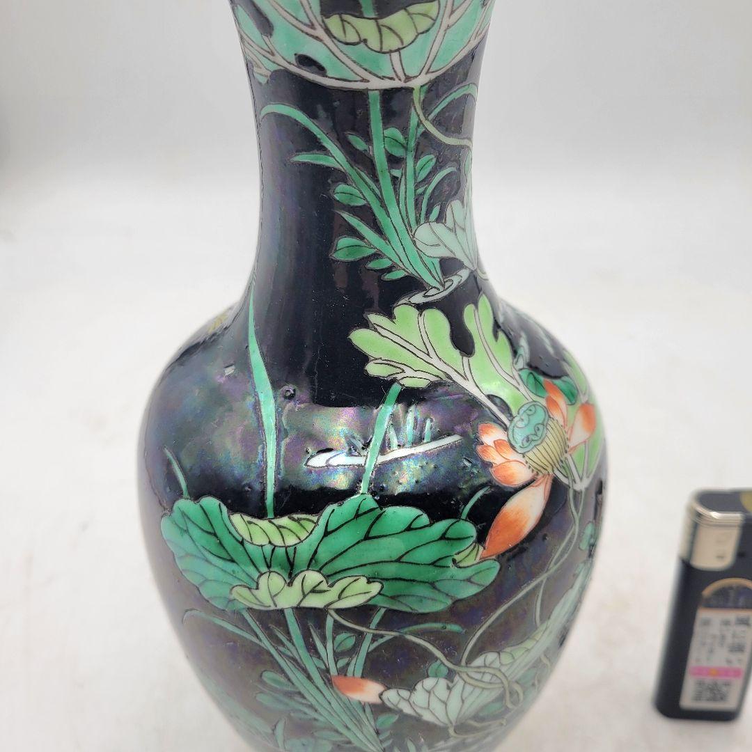 したん　中国美術　黒地に五彩　花瓶　時代物　清朝　箱無し
