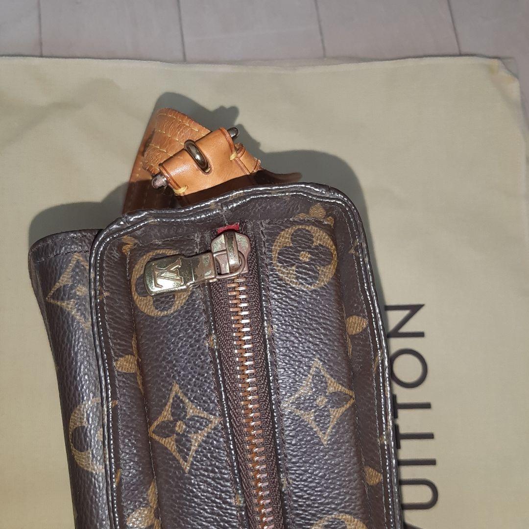 ルイヴィトン　LOUIS VUITTON 　ヴィバ・シテMM