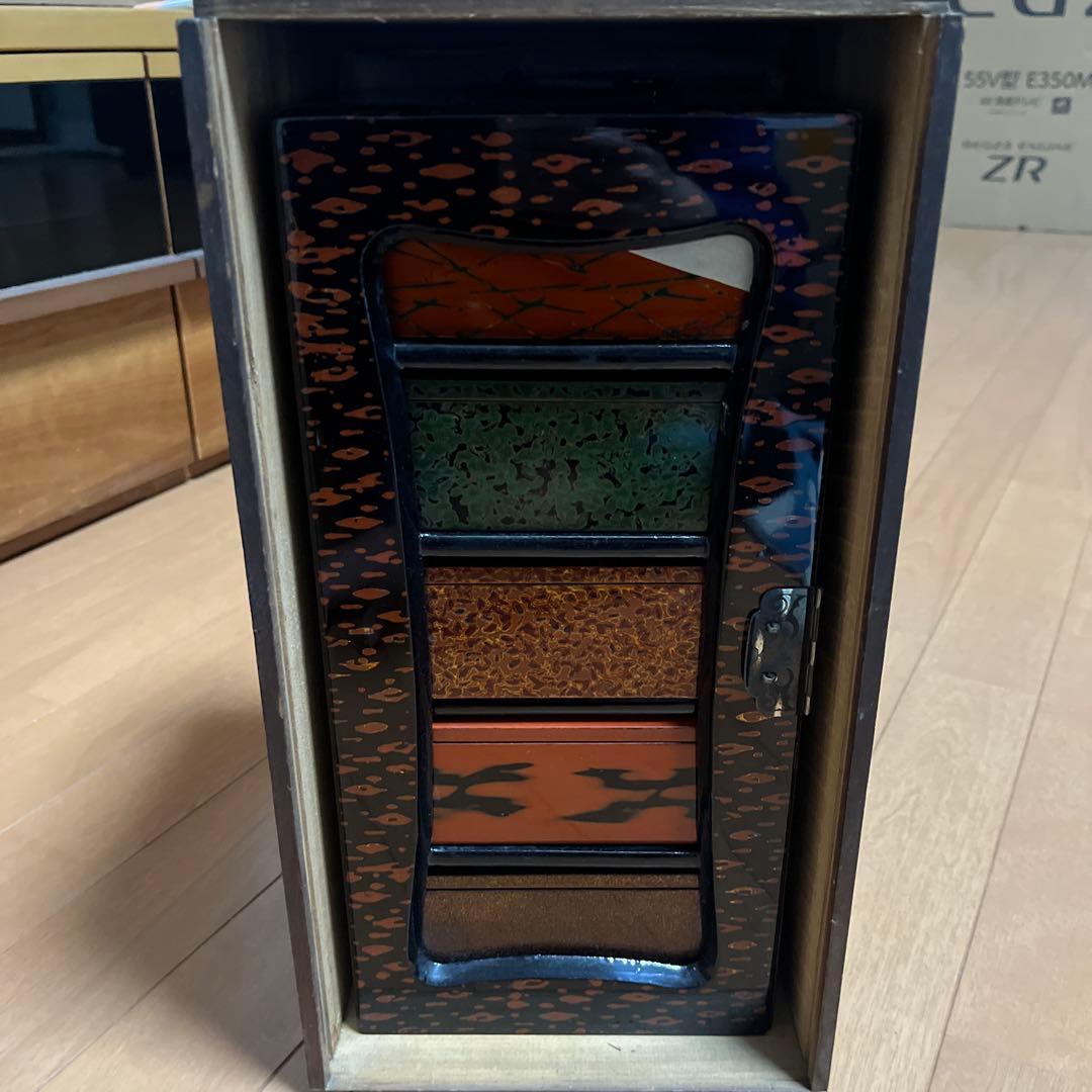 漆塗り重箱 引き出し式