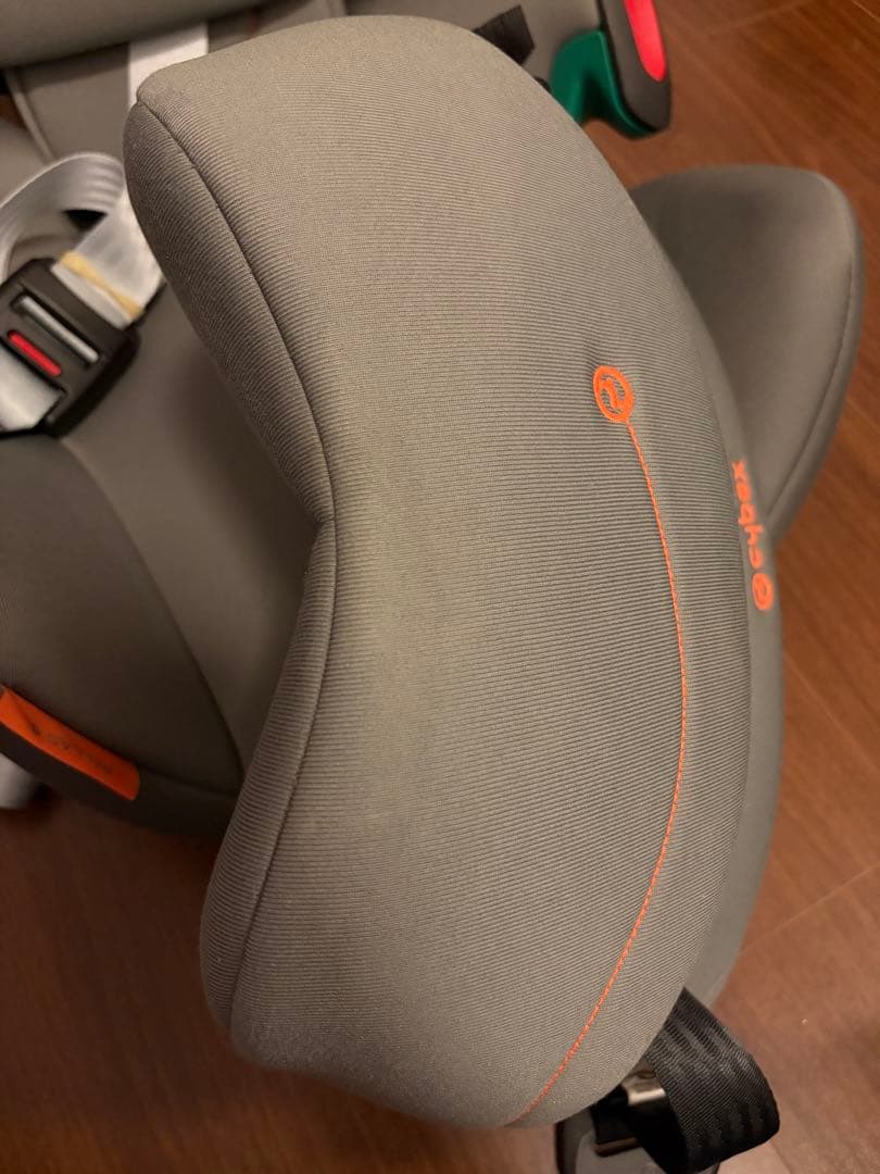 cybex PALLAS G i-Size チャイルドシート ISO-FIX