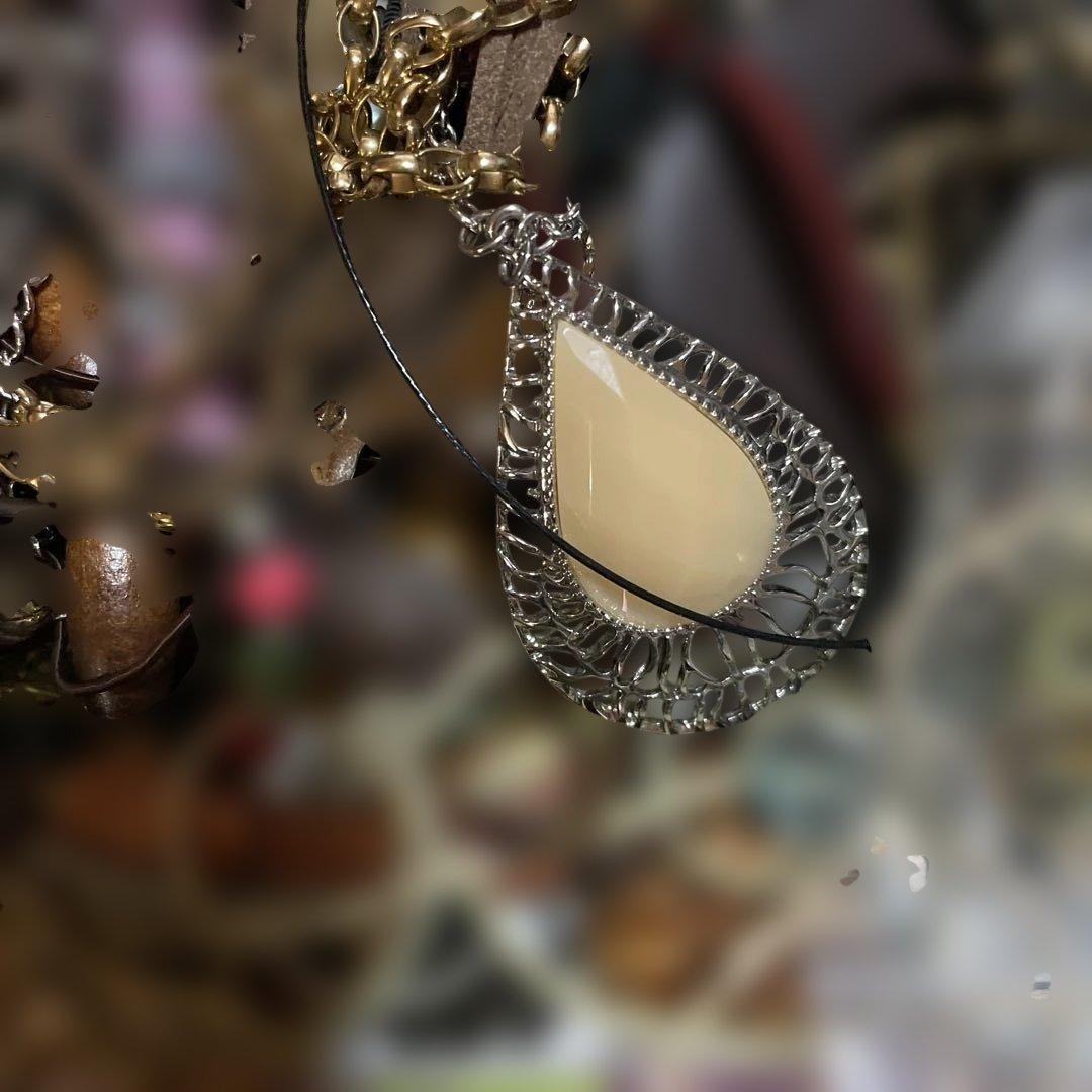 ひろ　　遺品整理　大量アクセサリーまとめ ミッシェルクランネックレスあり