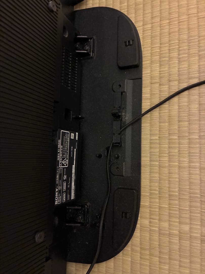 4K有機液晶テレビ(48インチ)、リモコン