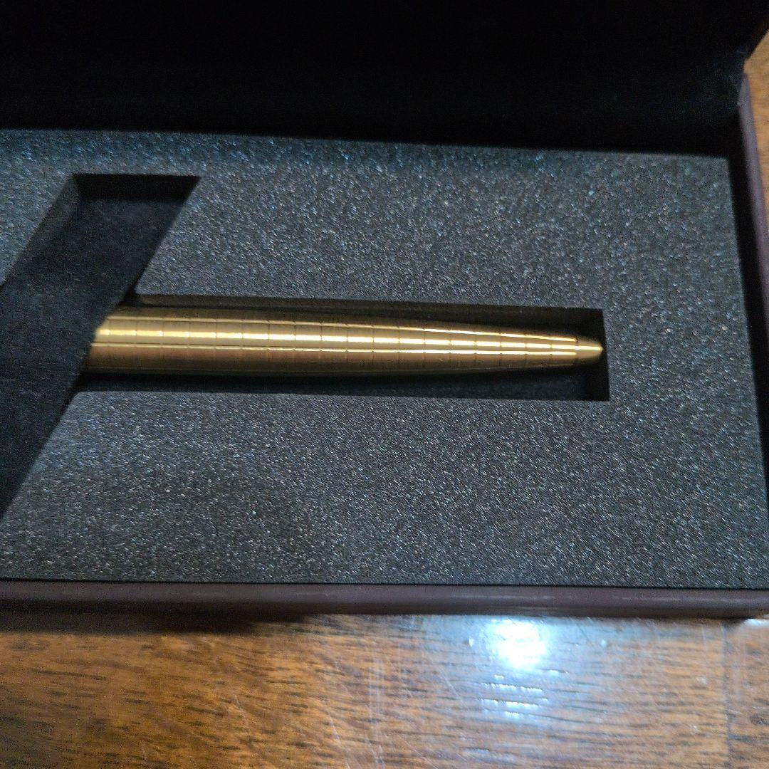 dunhill 金色のペン