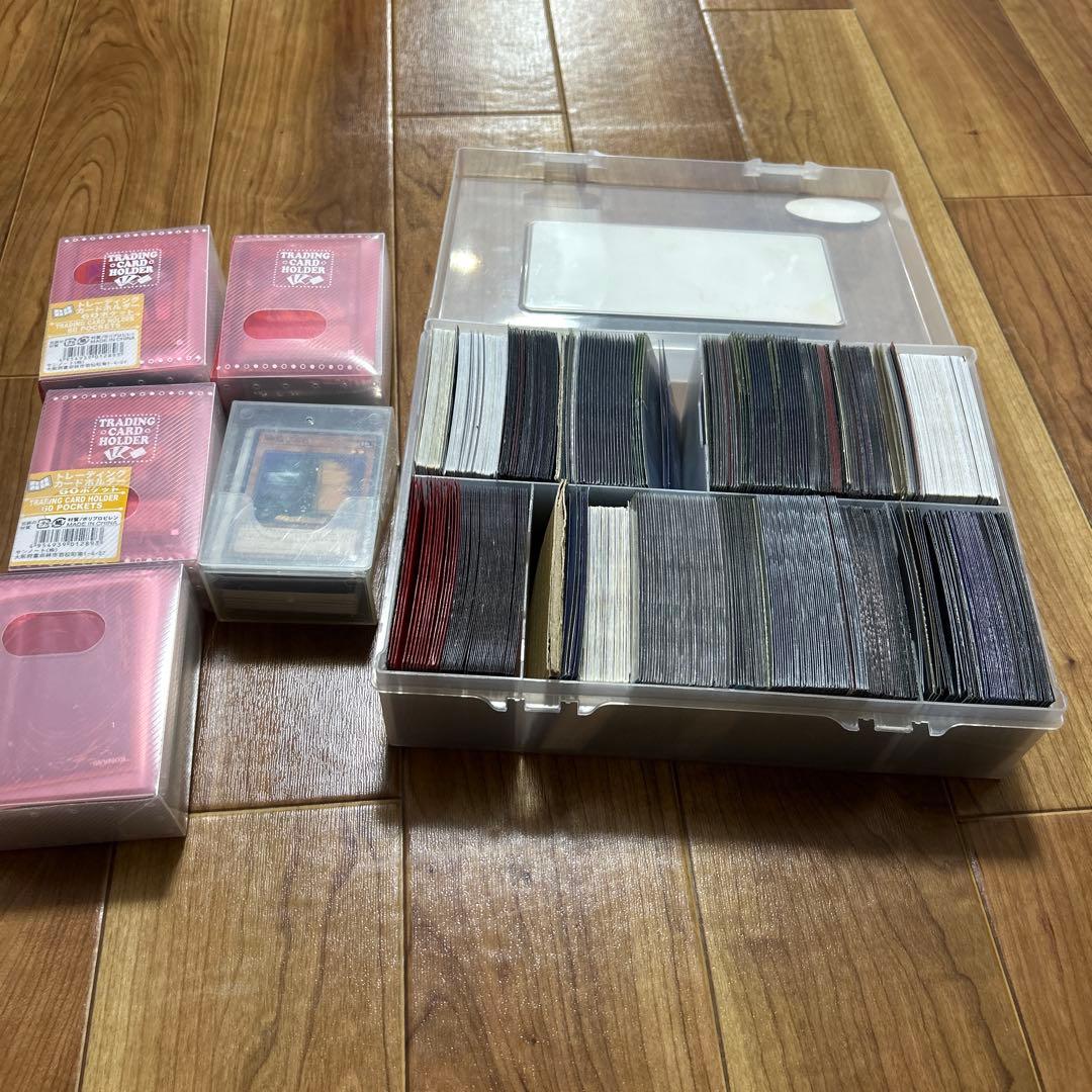 トレーディングカードセットとスリーブ