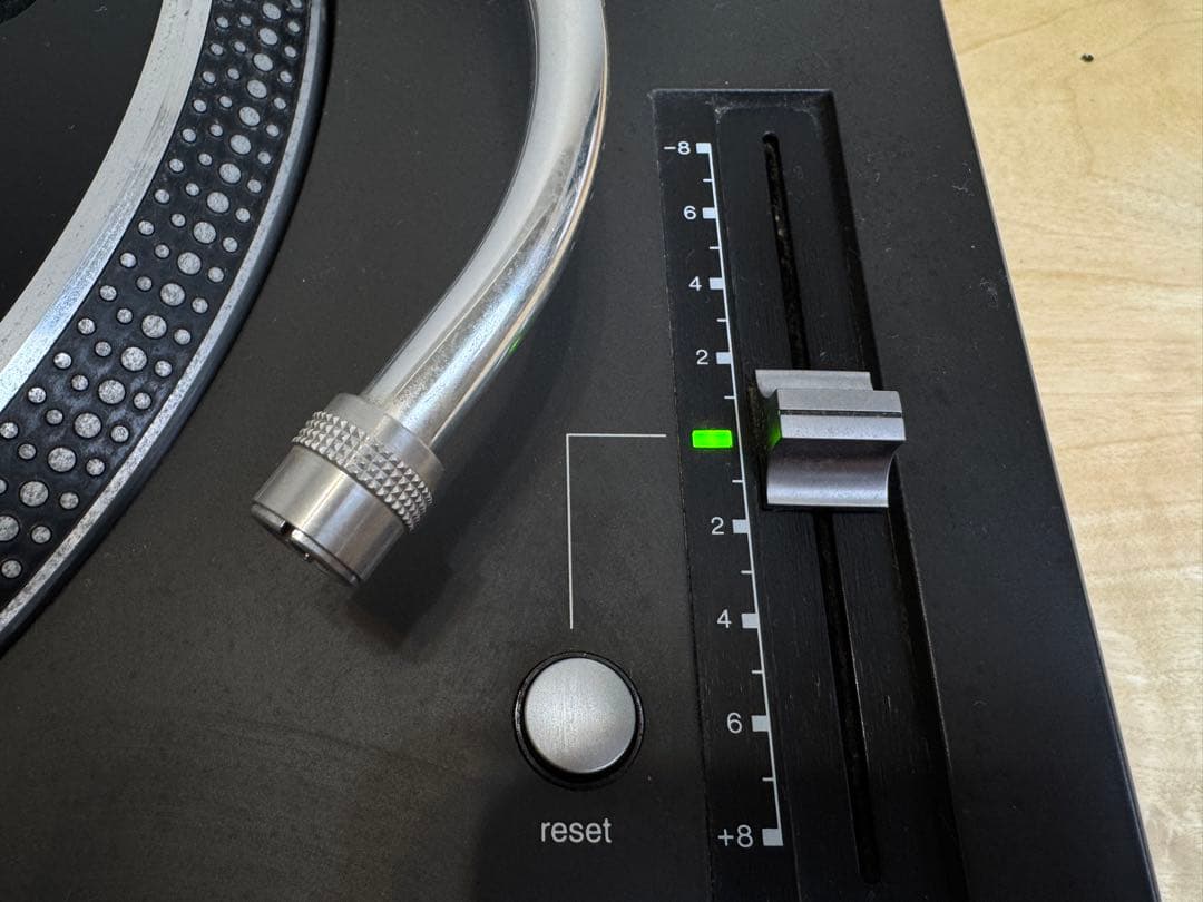 美品Technics SL-1200MK5 ターンテーブル 1台のみ 動作品